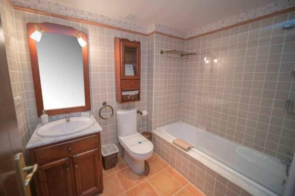 Un Encanto De Duplex Jaca Exterior foto